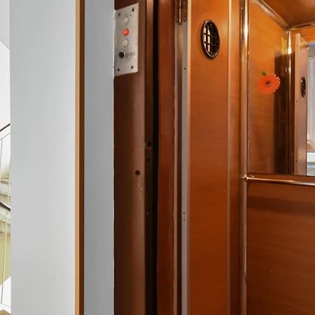 Mysa Modern Studio * Near Cismigiu Park * Netflix Bukares Bagian luar foto